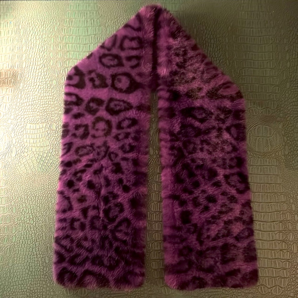 Luxe purple leopard print Rex rabbit fur scarf/stole